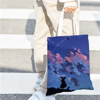 【Sayaka紗彌佳】日系創意手繪插畫風格系列肩背帆布包 -小魔女的背影