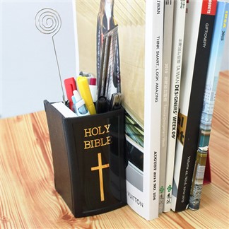 OSHI 聖經造型筆筒(附留言夾) 收納桶 置物盒 辦公文具