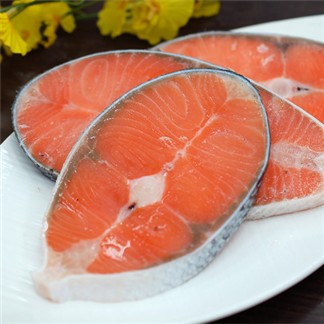 【優鮮配】嚴選優質無肚洞小鮭魚35片(80-100g／片)免運
